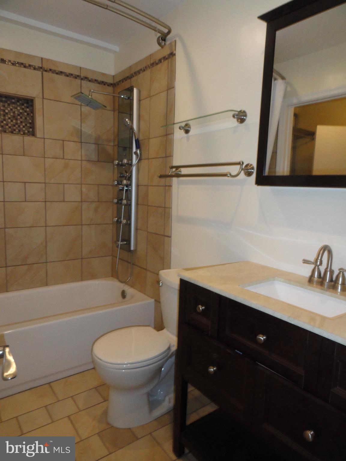 SPRINGFIELD OAKS - Residential Lease