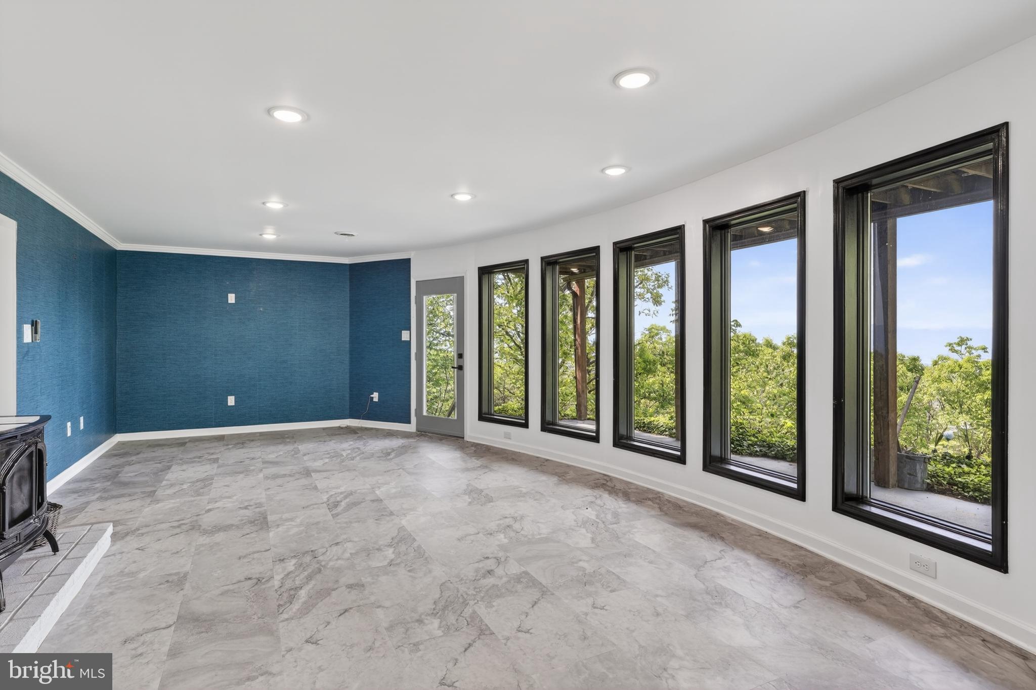 ARROWHEAD - Residential