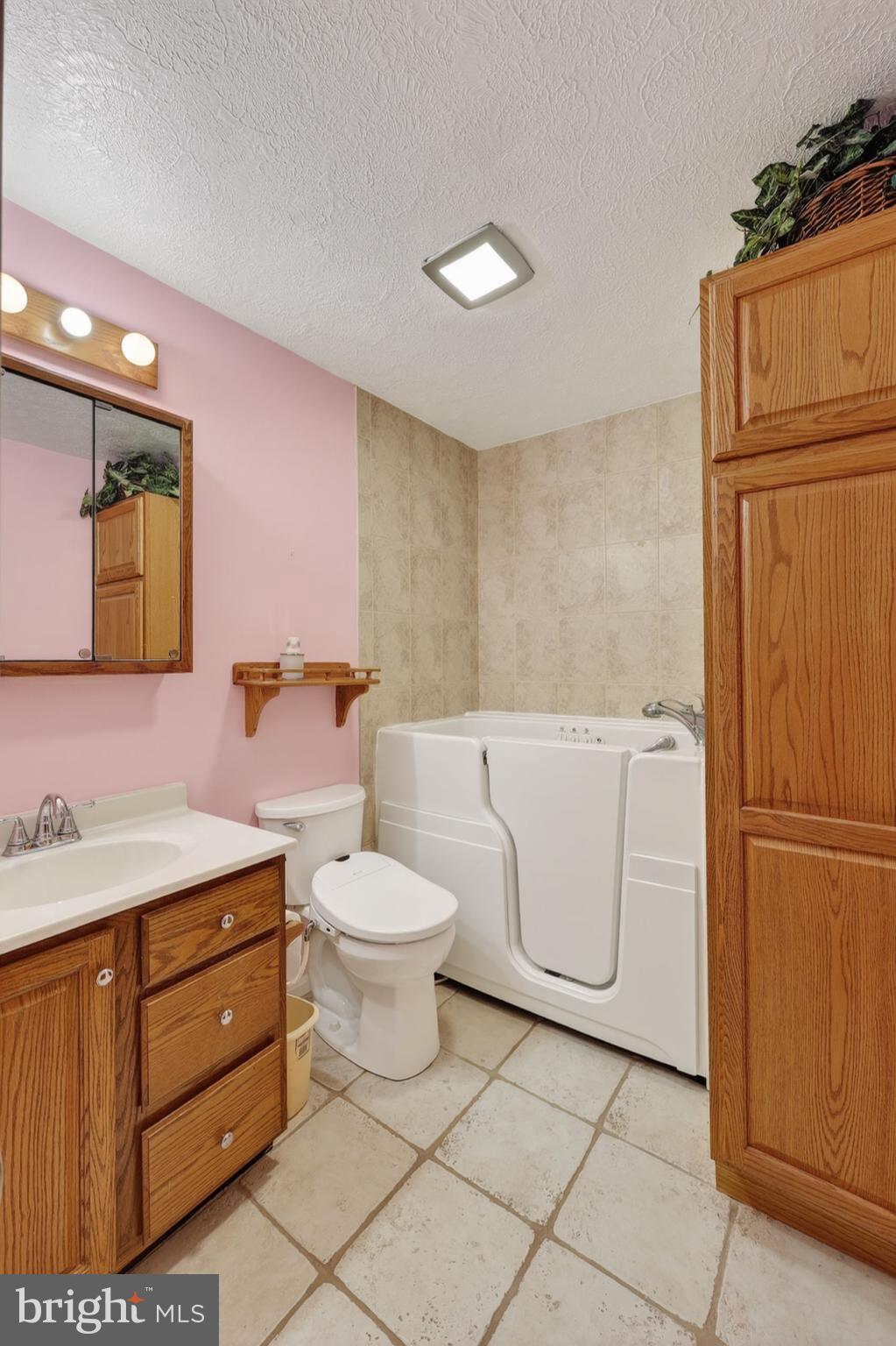 ARROWHEAD - Residential