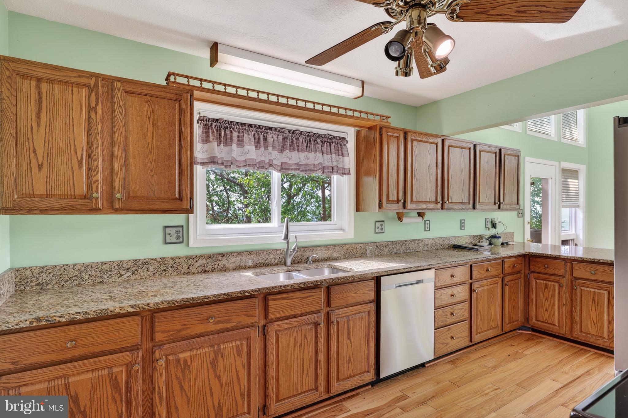 ARROWHEAD - Residential