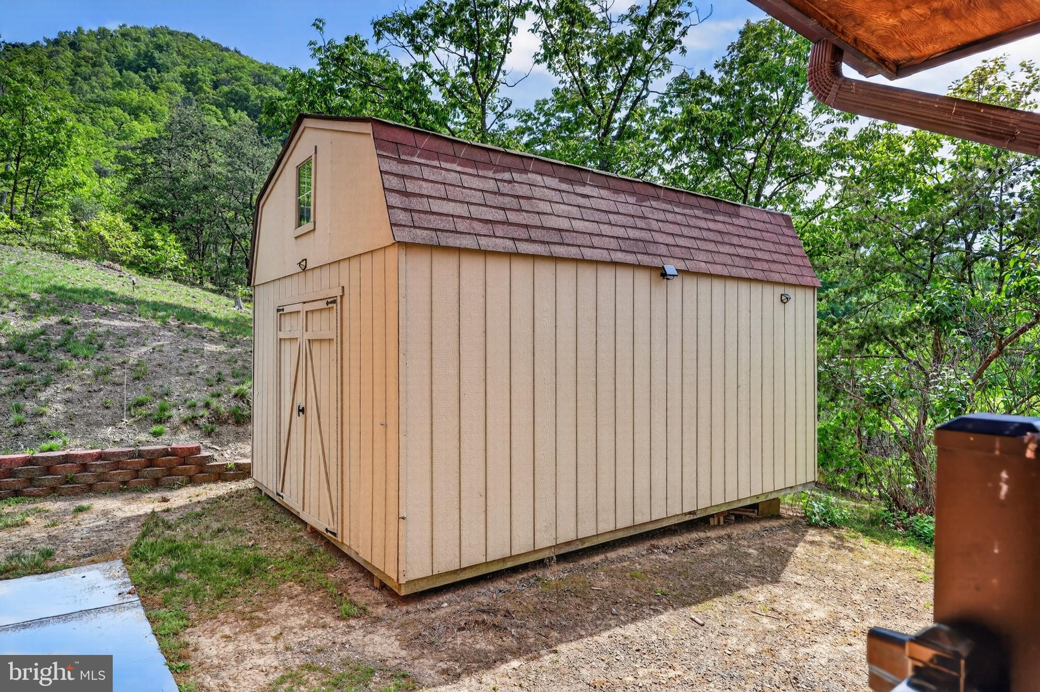 ARROWHEAD - Residential