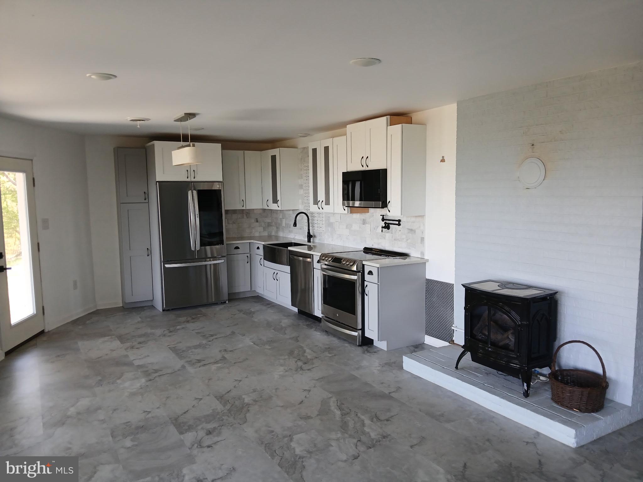 ARROWHEAD - Residential