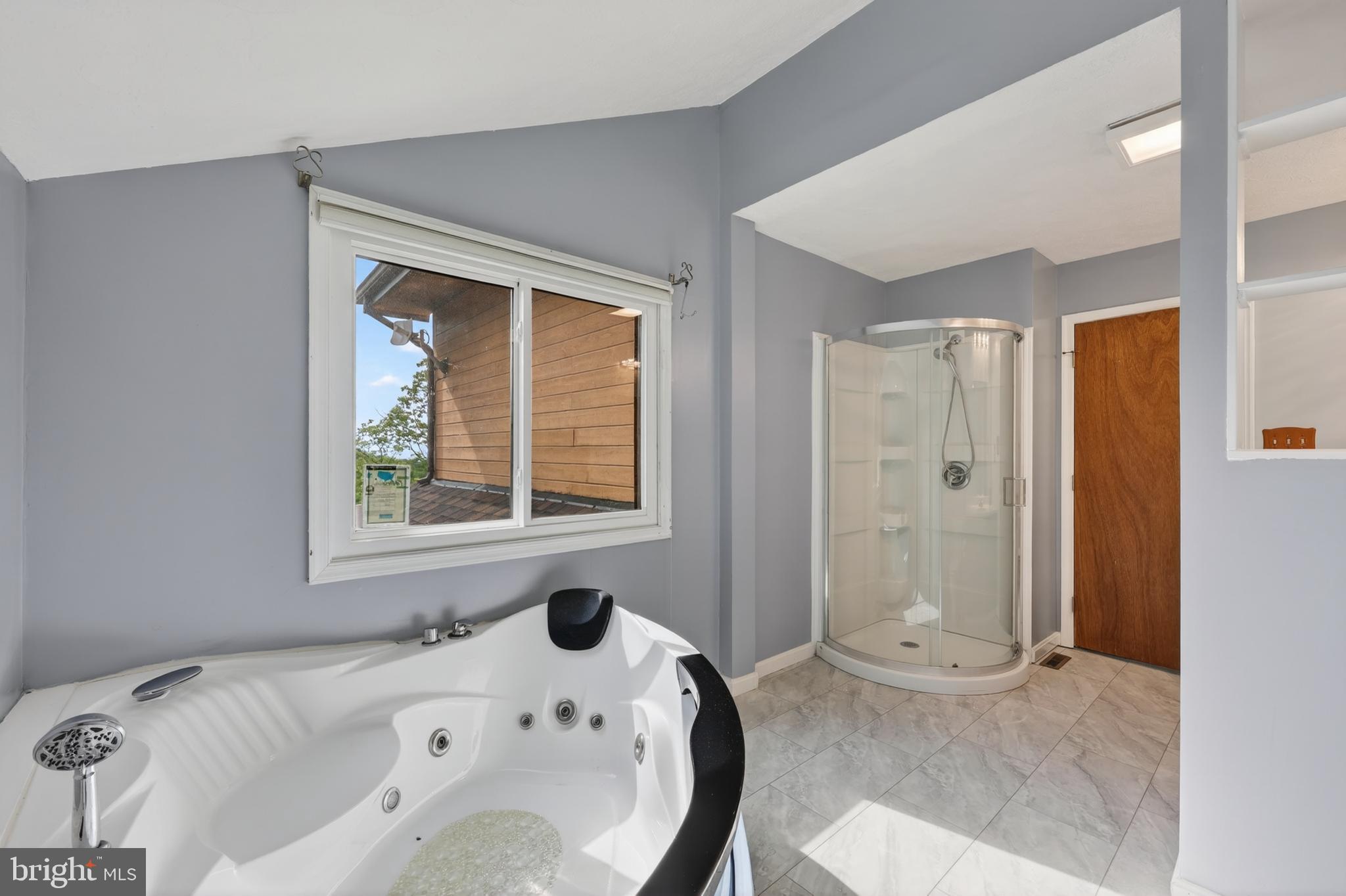 ARROWHEAD - Residential