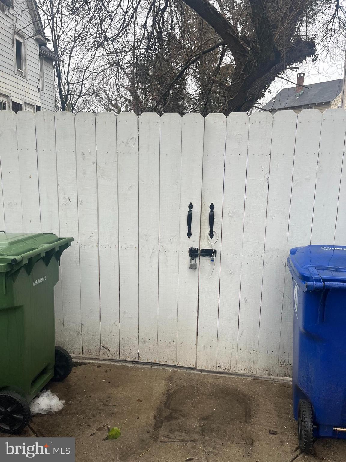 ARLINGTON - Residential