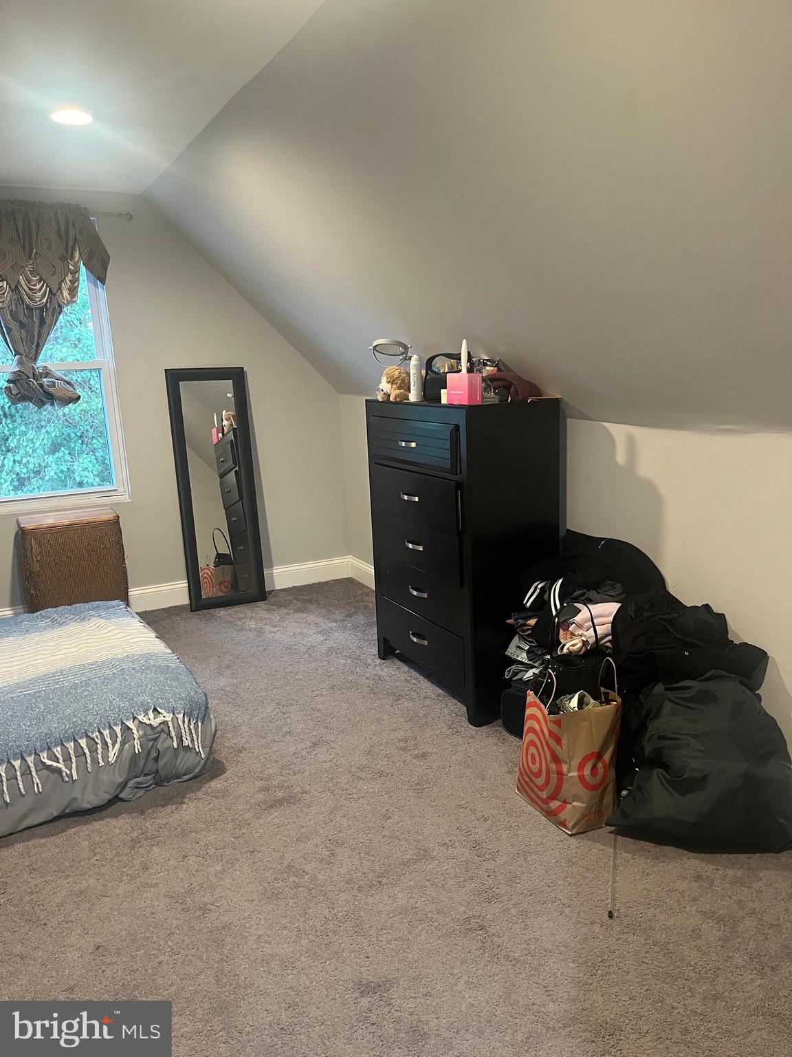 ARLINGTON - Residential