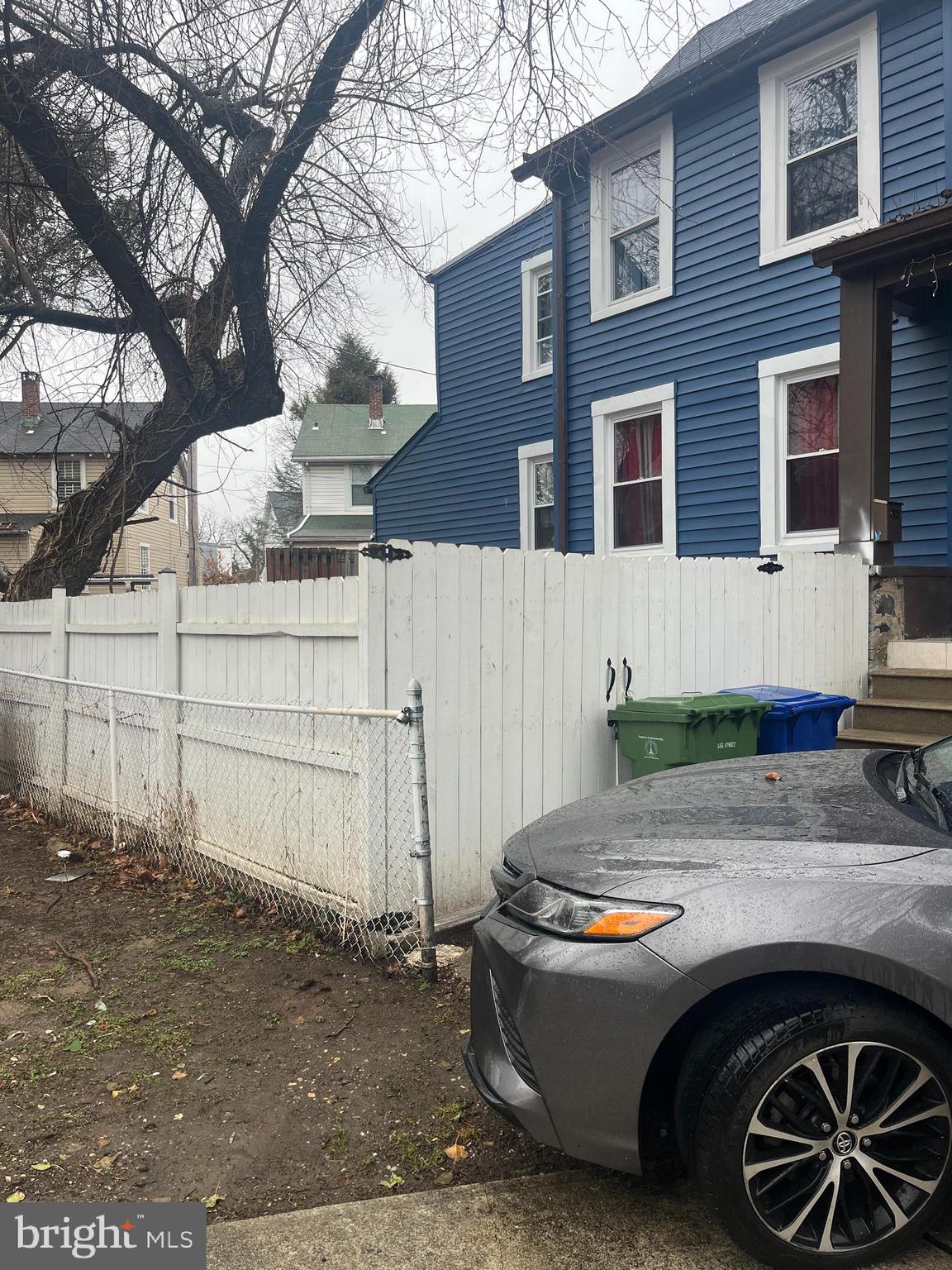 ARLINGTON - Residential