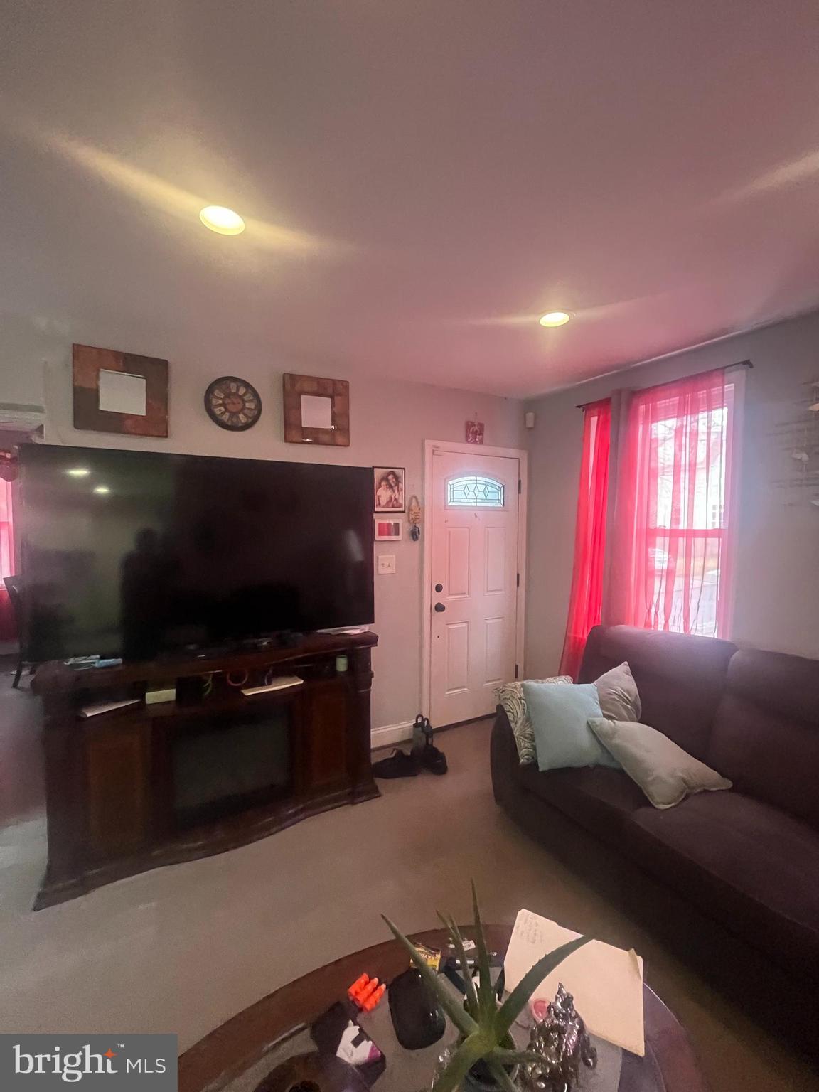 ARLINGTON - Residential