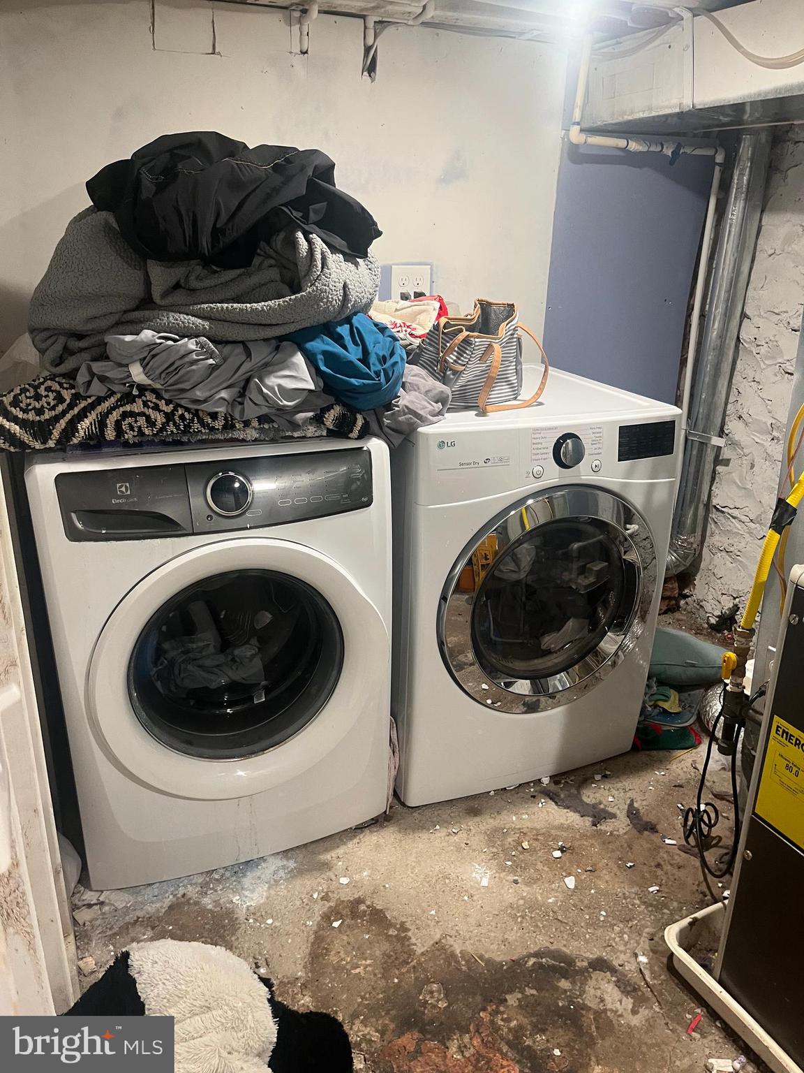 ARLINGTON - Residential