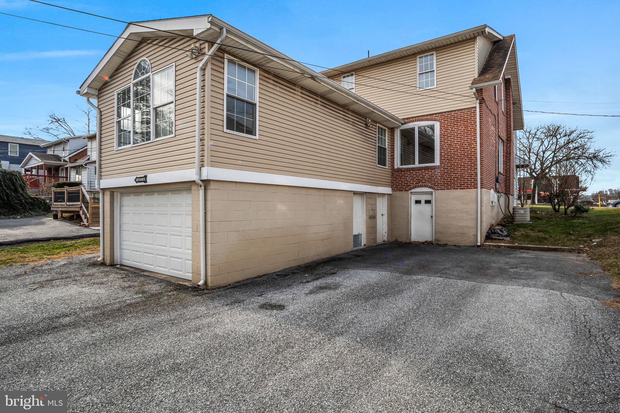 CAMP HILL BOROUGH - Residential