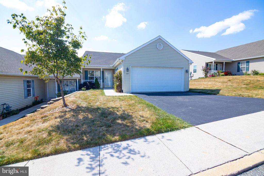 Photo of 265 Winners Circle #265, RED LION, PA 17356 (MLS # PAYK2090204)