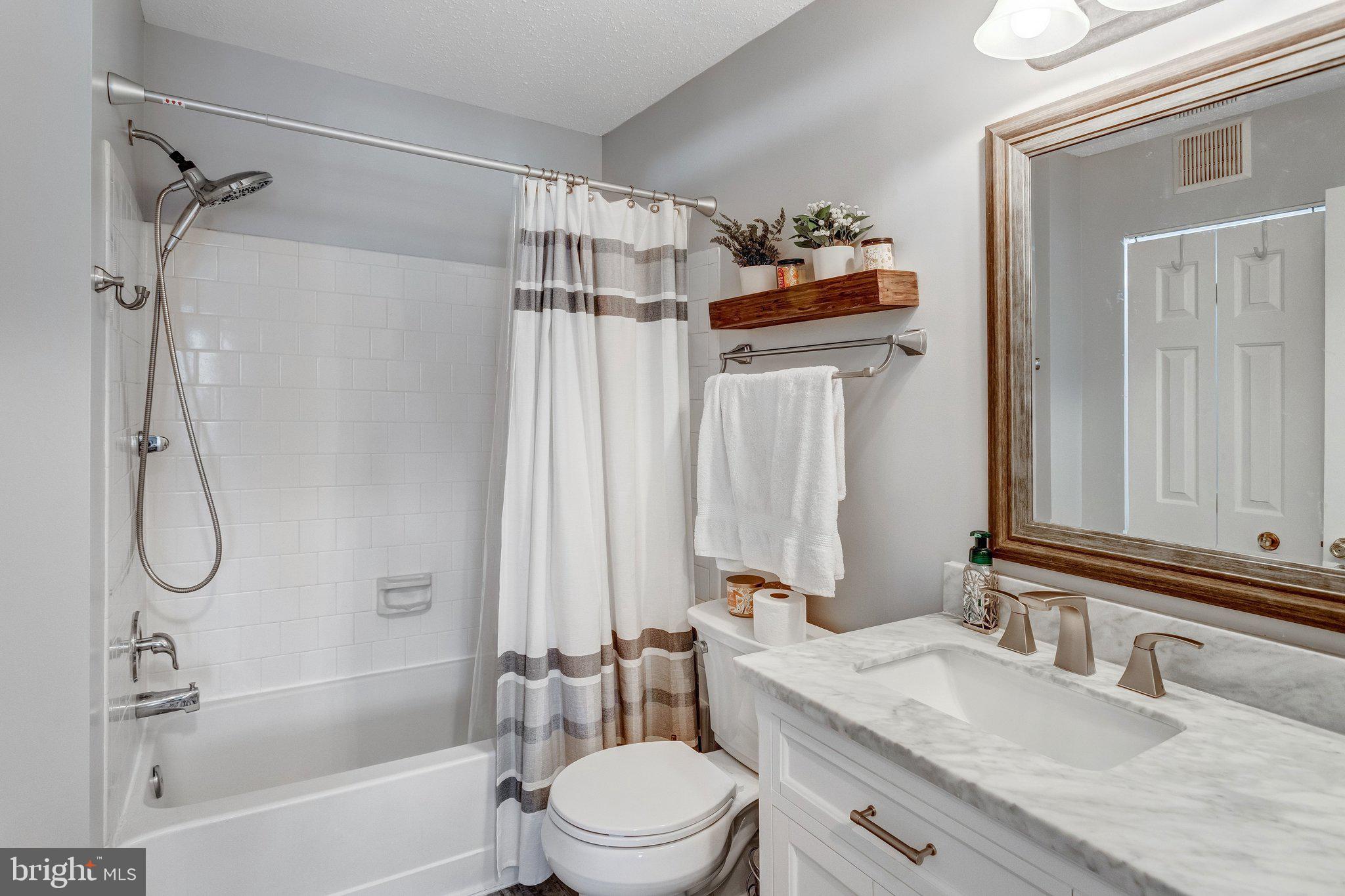 FOX CHAPEL AT TUDOR KNOLLS - Residential