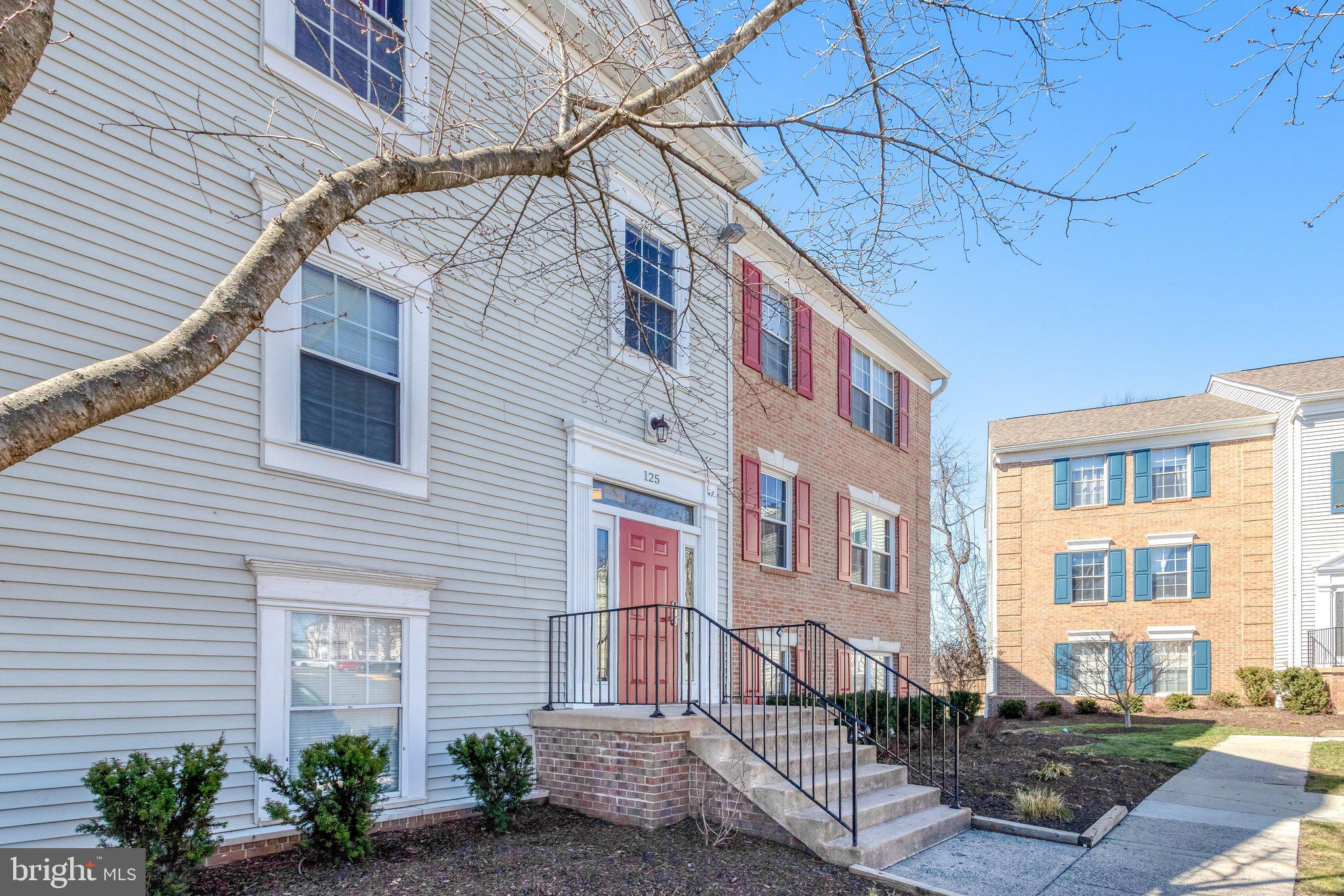 FOX CHAPEL AT TUDOR KNOLLS - Residential