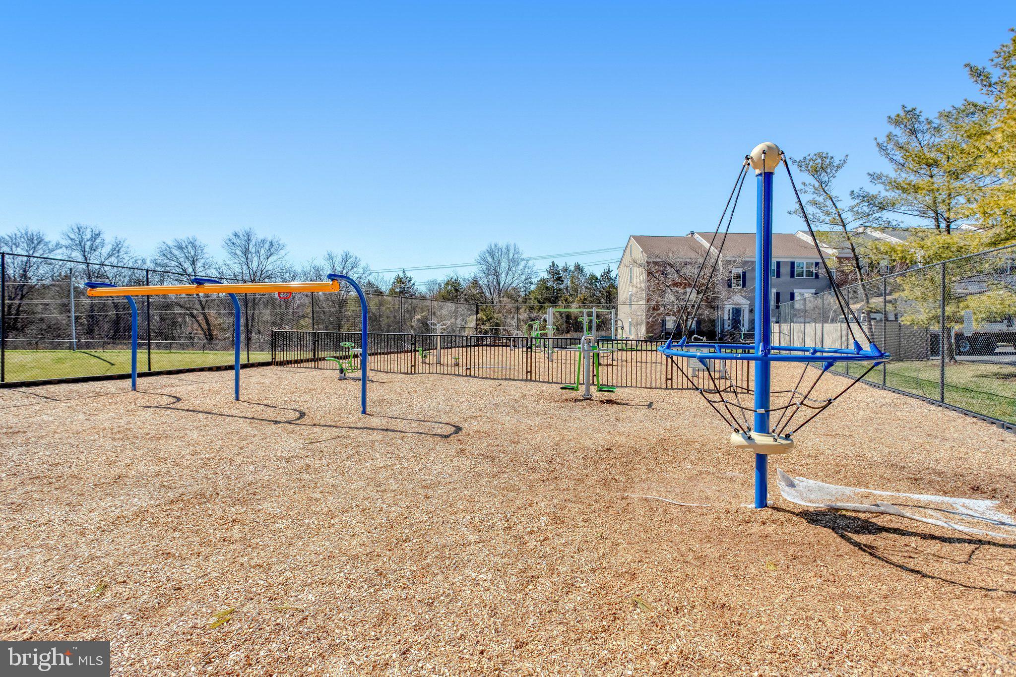 FOX CHAPEL AT TUDOR KNOLLS - Residential
