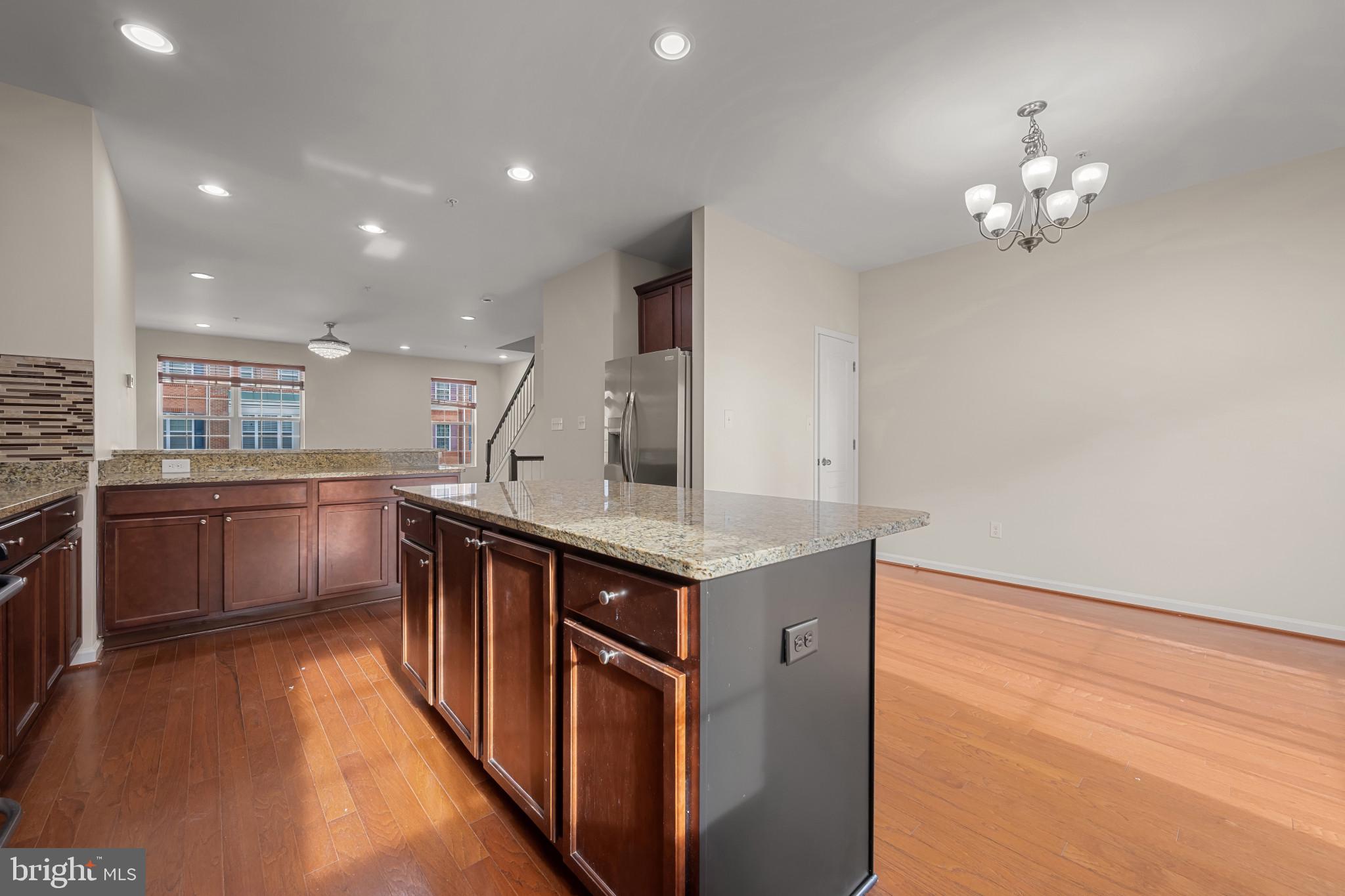 BLUE STREAM - Residential