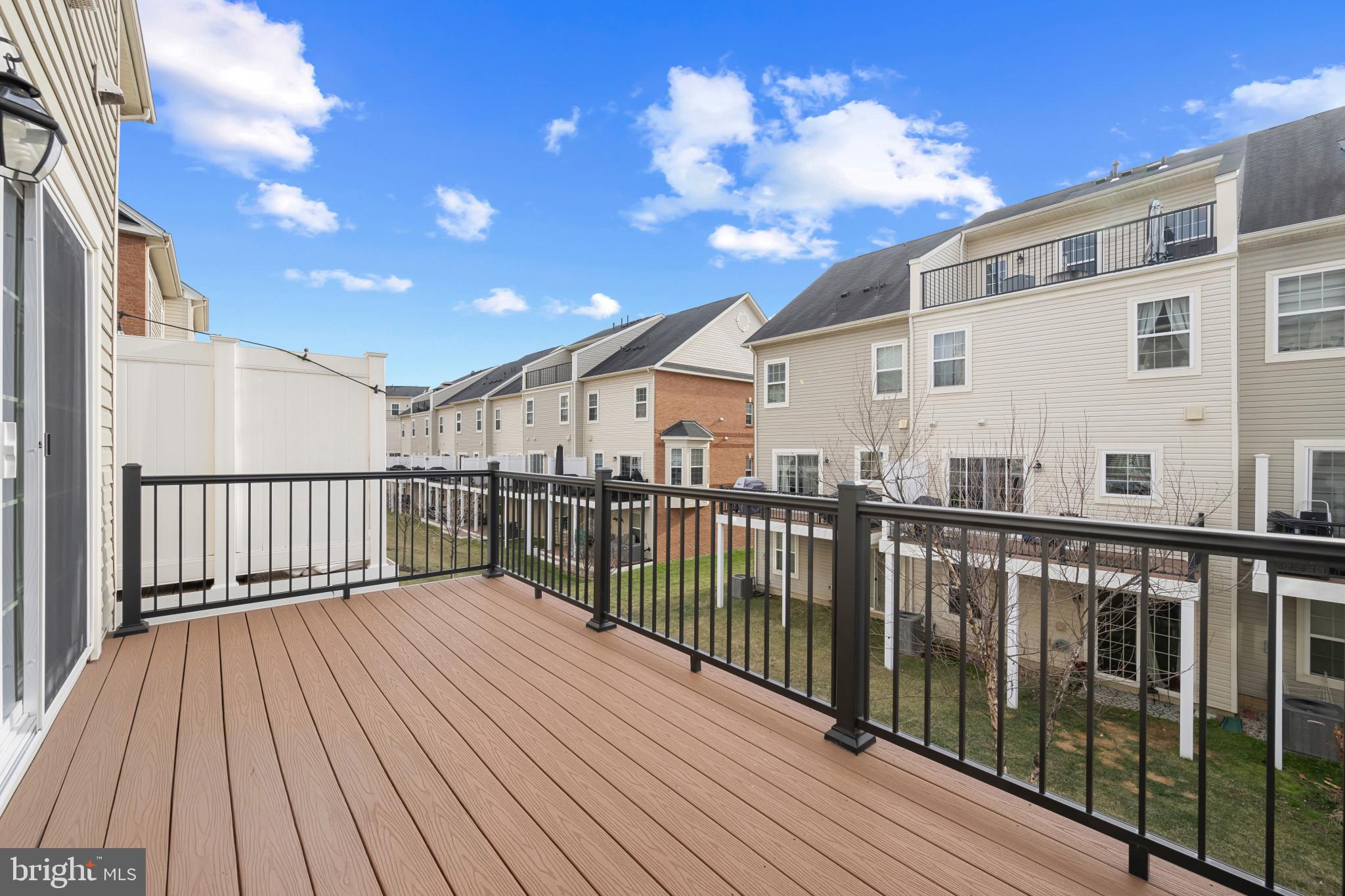 BLUE STREAM - Residential