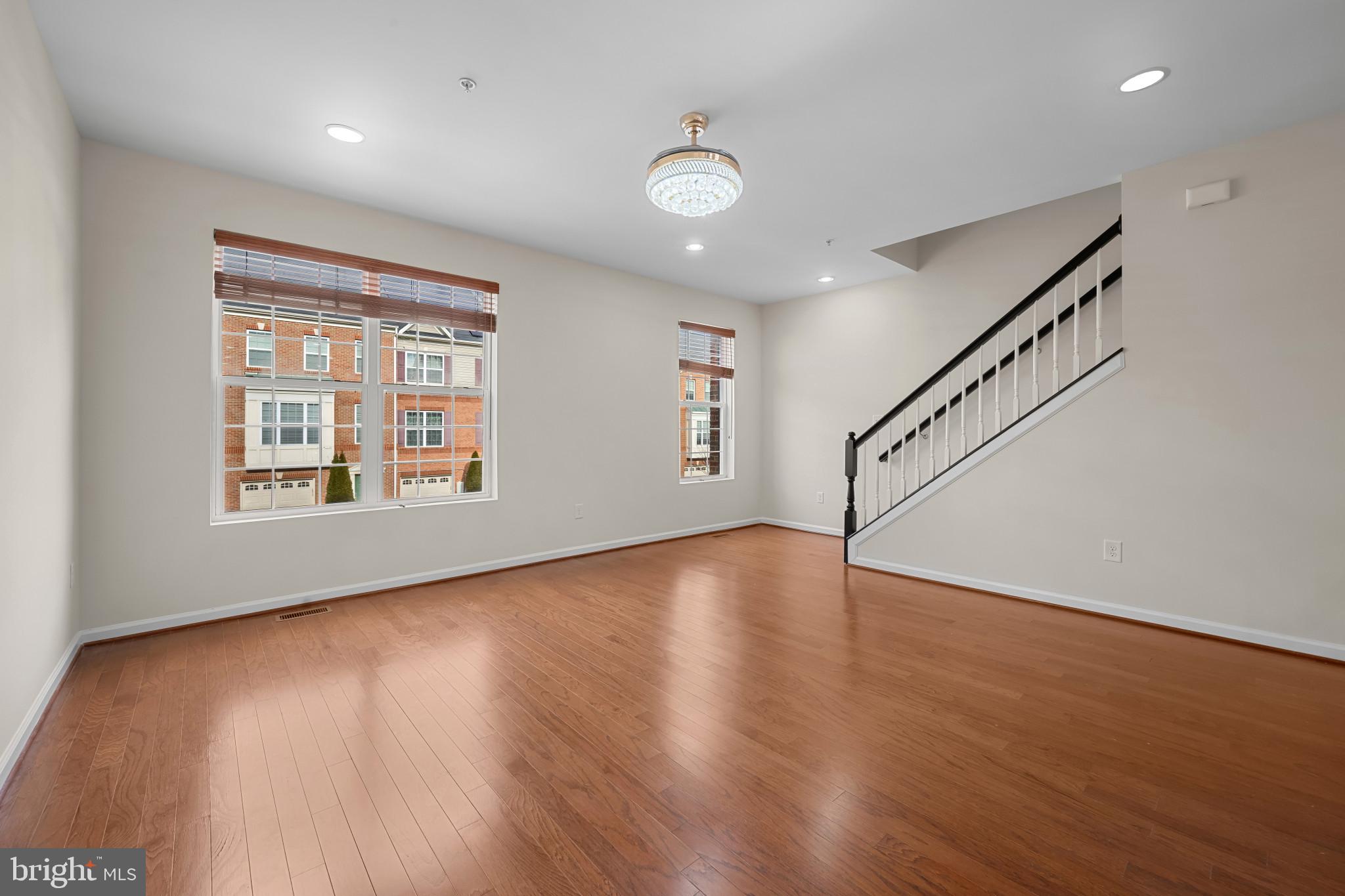 BLUE STREAM - Residential