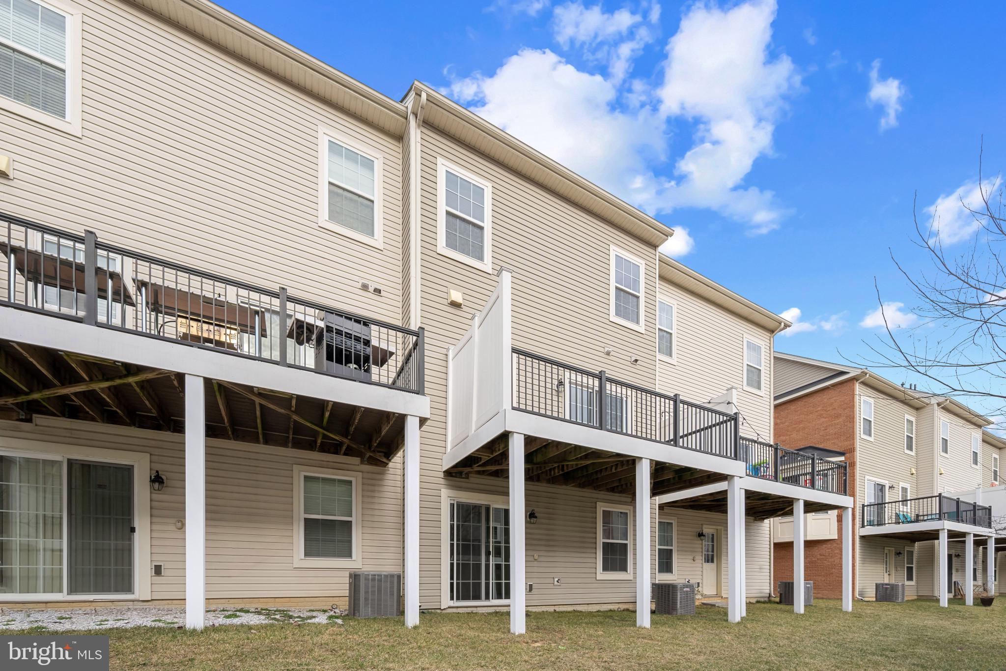 BLUE STREAM - Residential