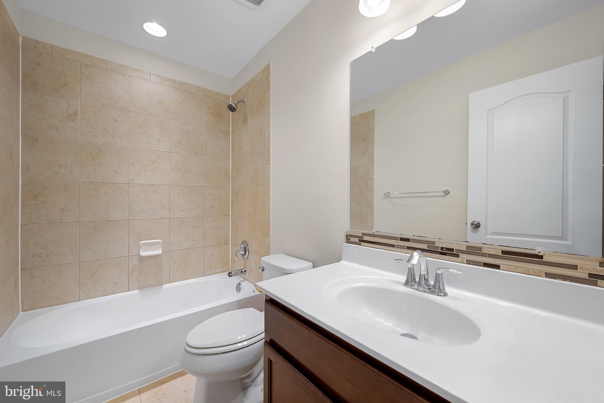 BLUE STREAM - Residential