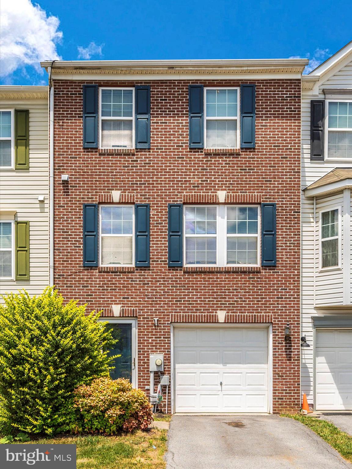 PRENTISS POINT - Residential