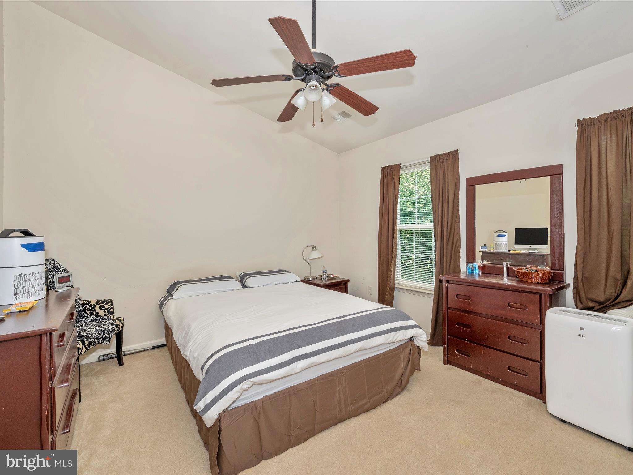 PRENTISS POINT - Residential