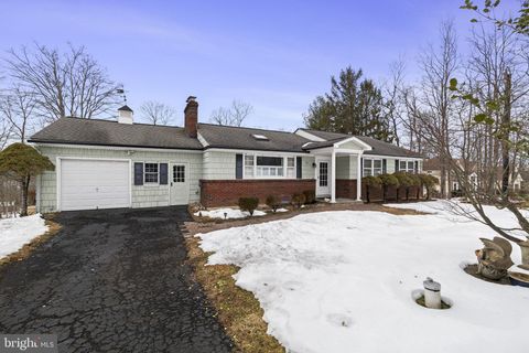 Homes For Sale - 7021 Swagger Road<br/> NEW HOPE, PA 18938