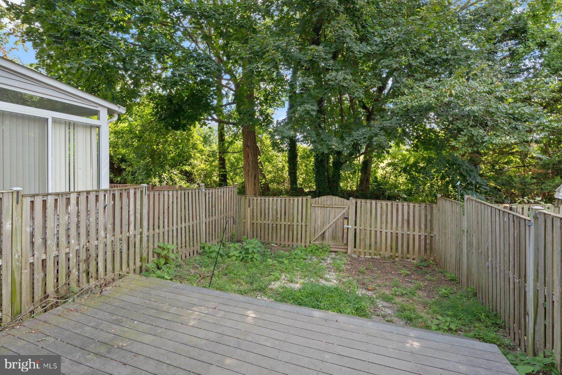 OLD FIELDS - Residential