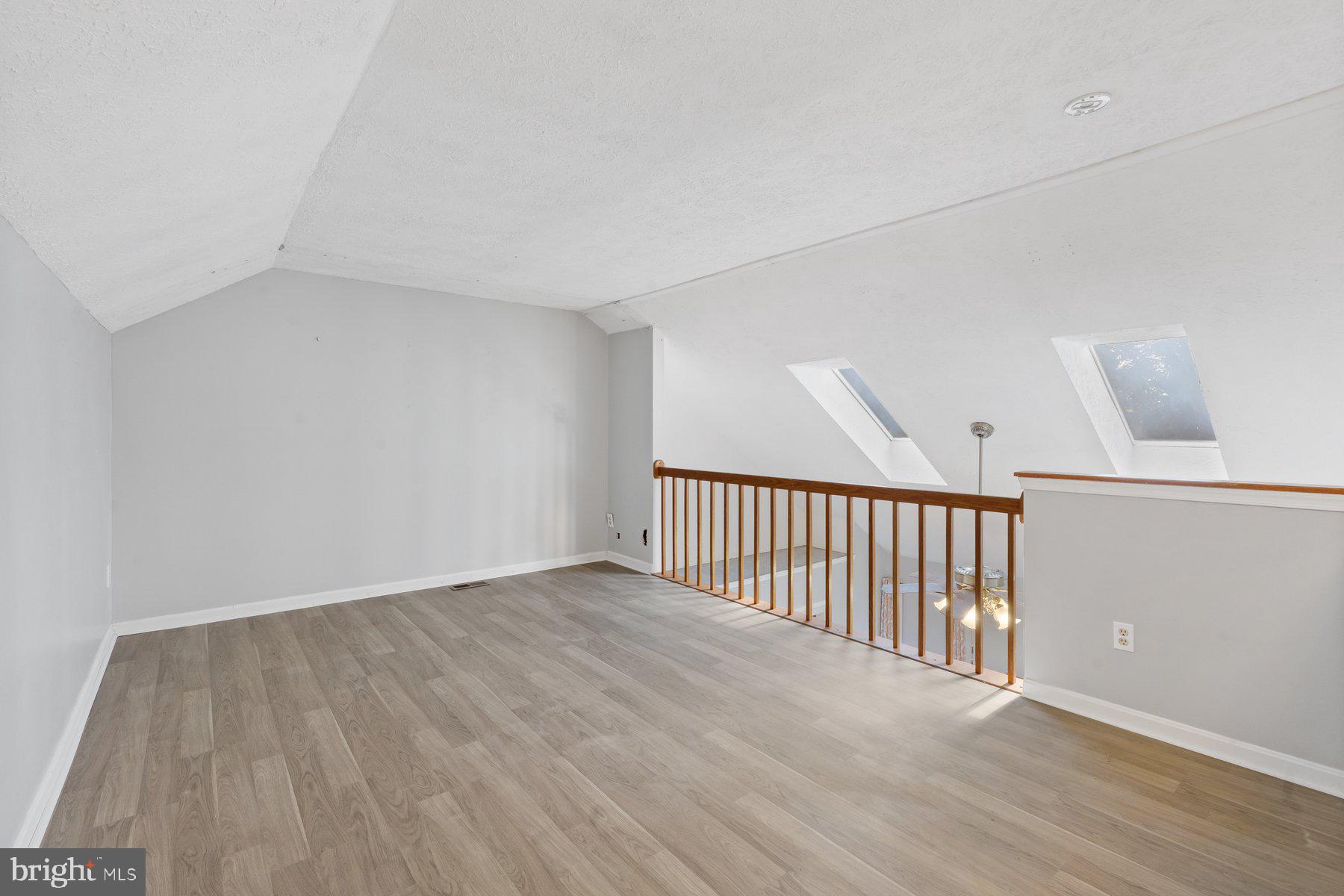 OLD FIELDS - Residential