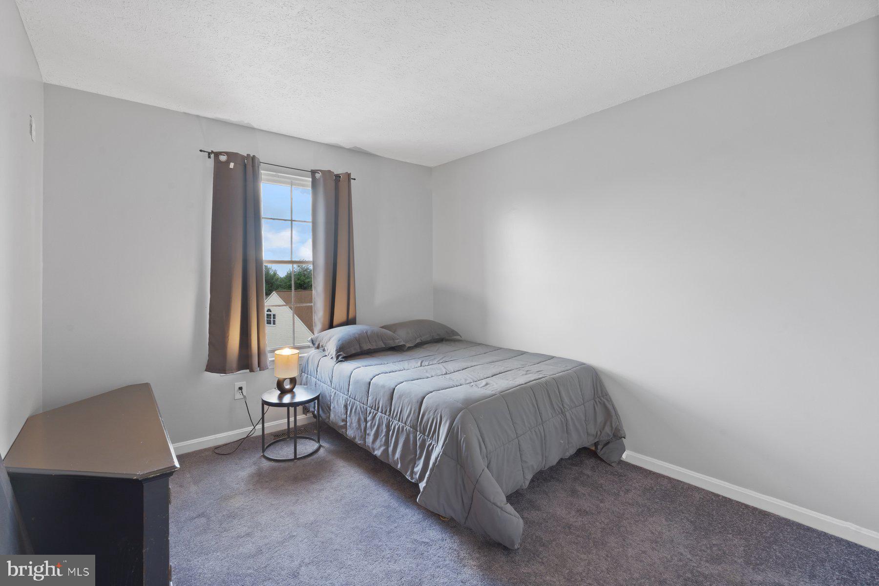 OLD FIELDS - Residential