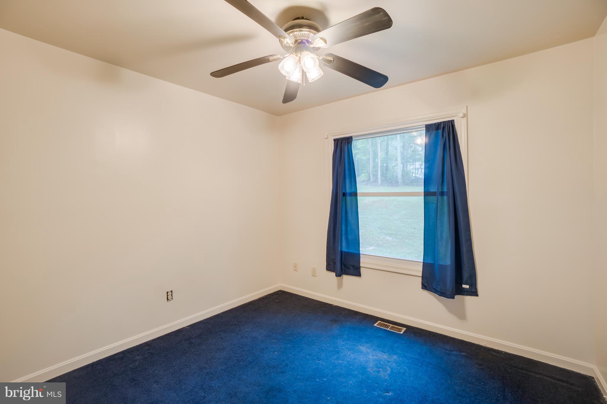 LAKE WILDERNESS - Residential