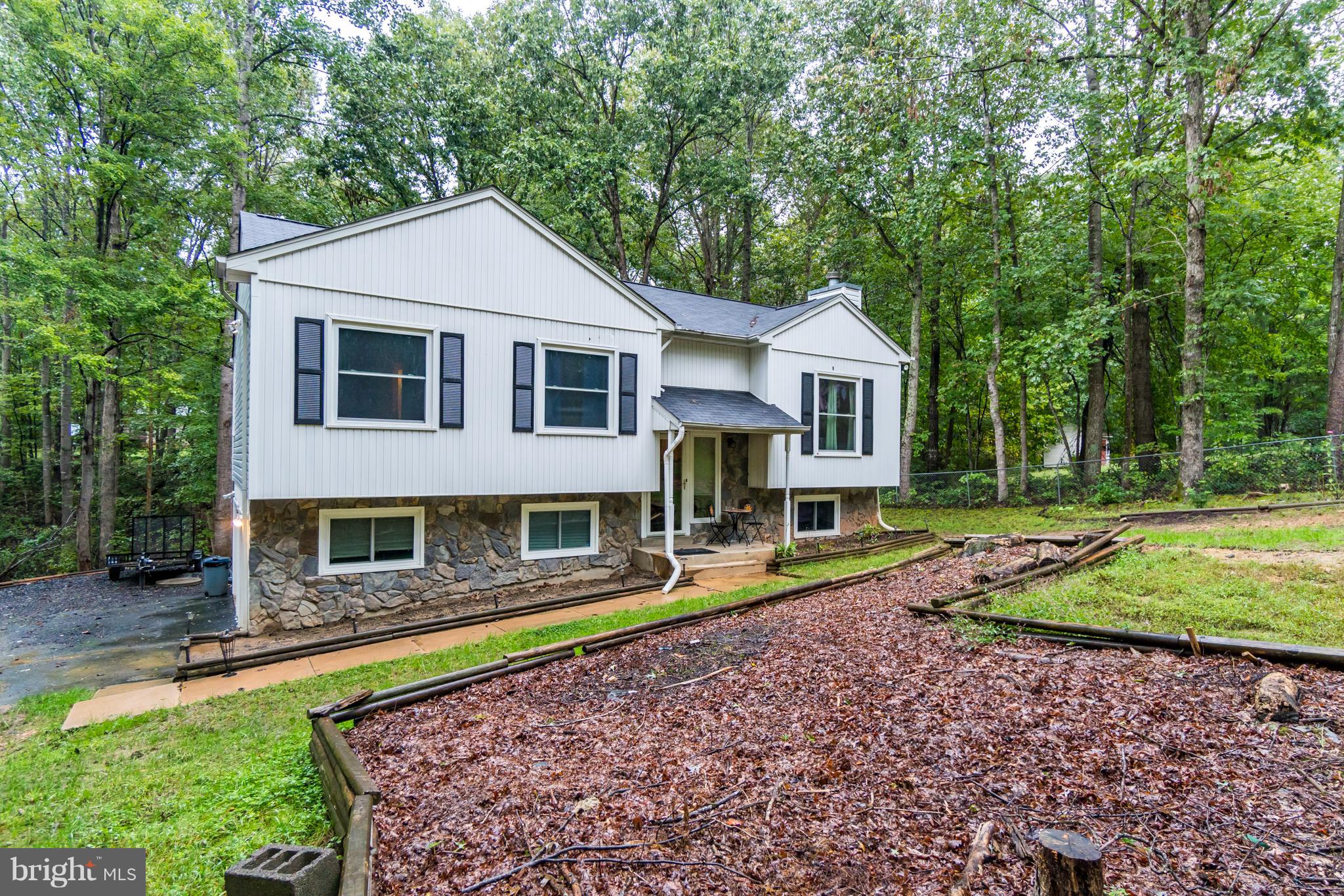 LAKE WILDERNESS - Residential