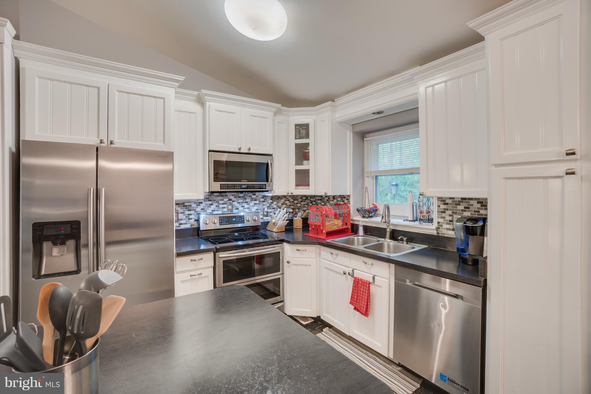 LAKE WILDERNESS - Residential