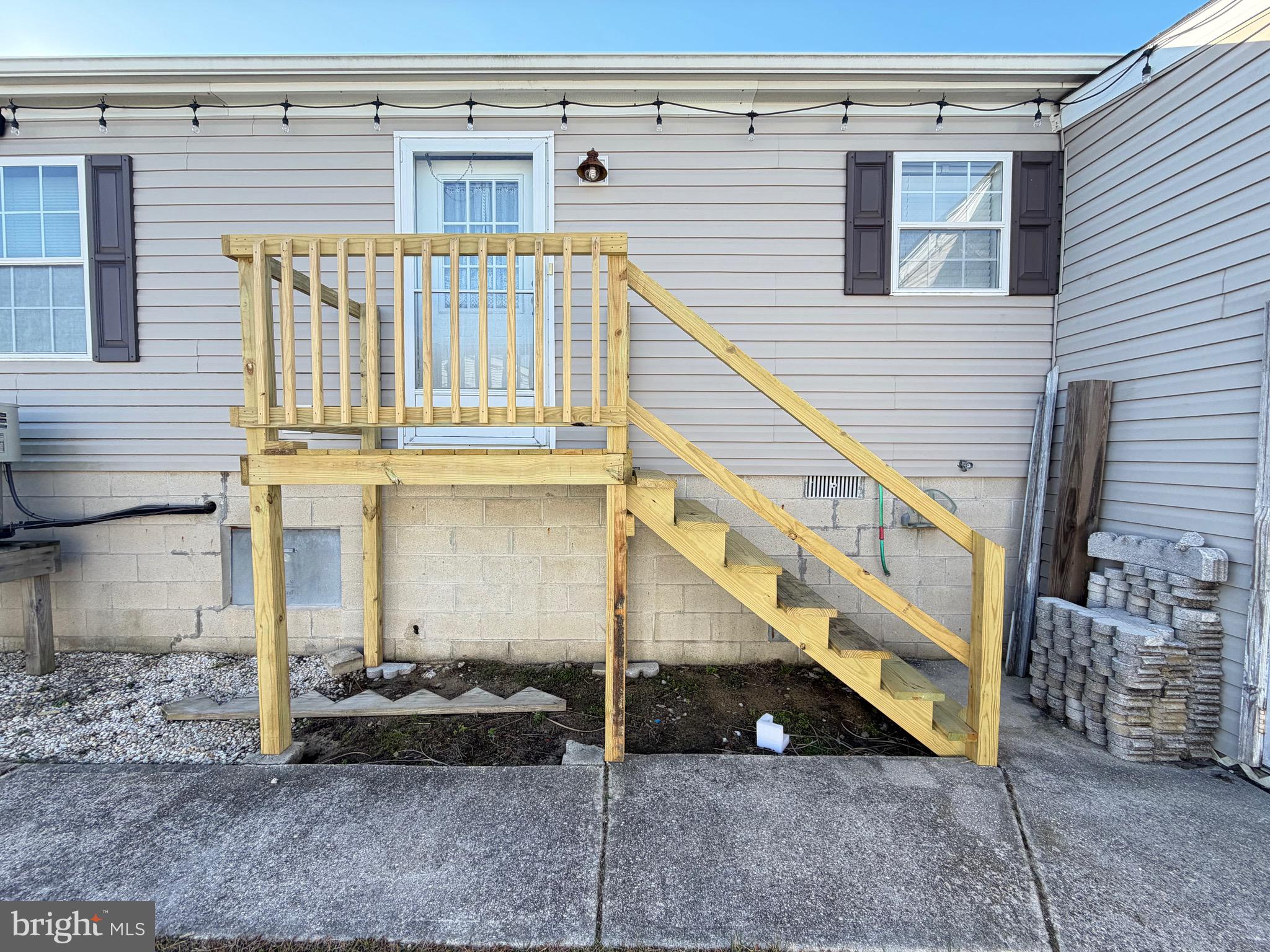 MARINERS COVE - Residential