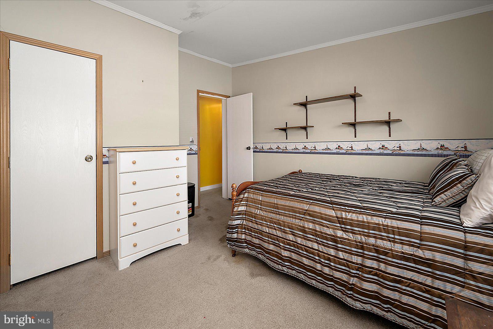 MARINERS COVE - Residential