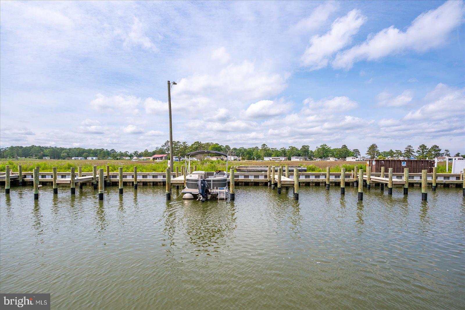 MARINERS COVE - Residential