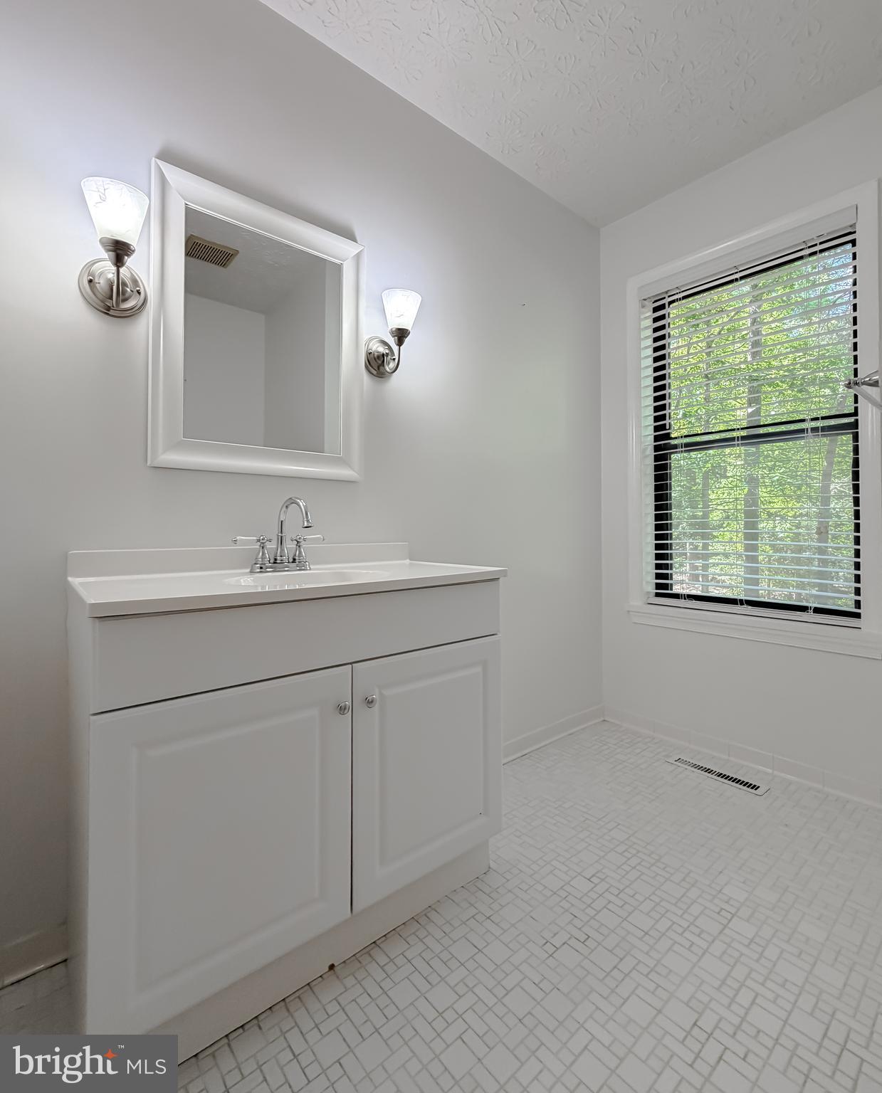HOLLY HILL OF WILDEWOOD - Residential