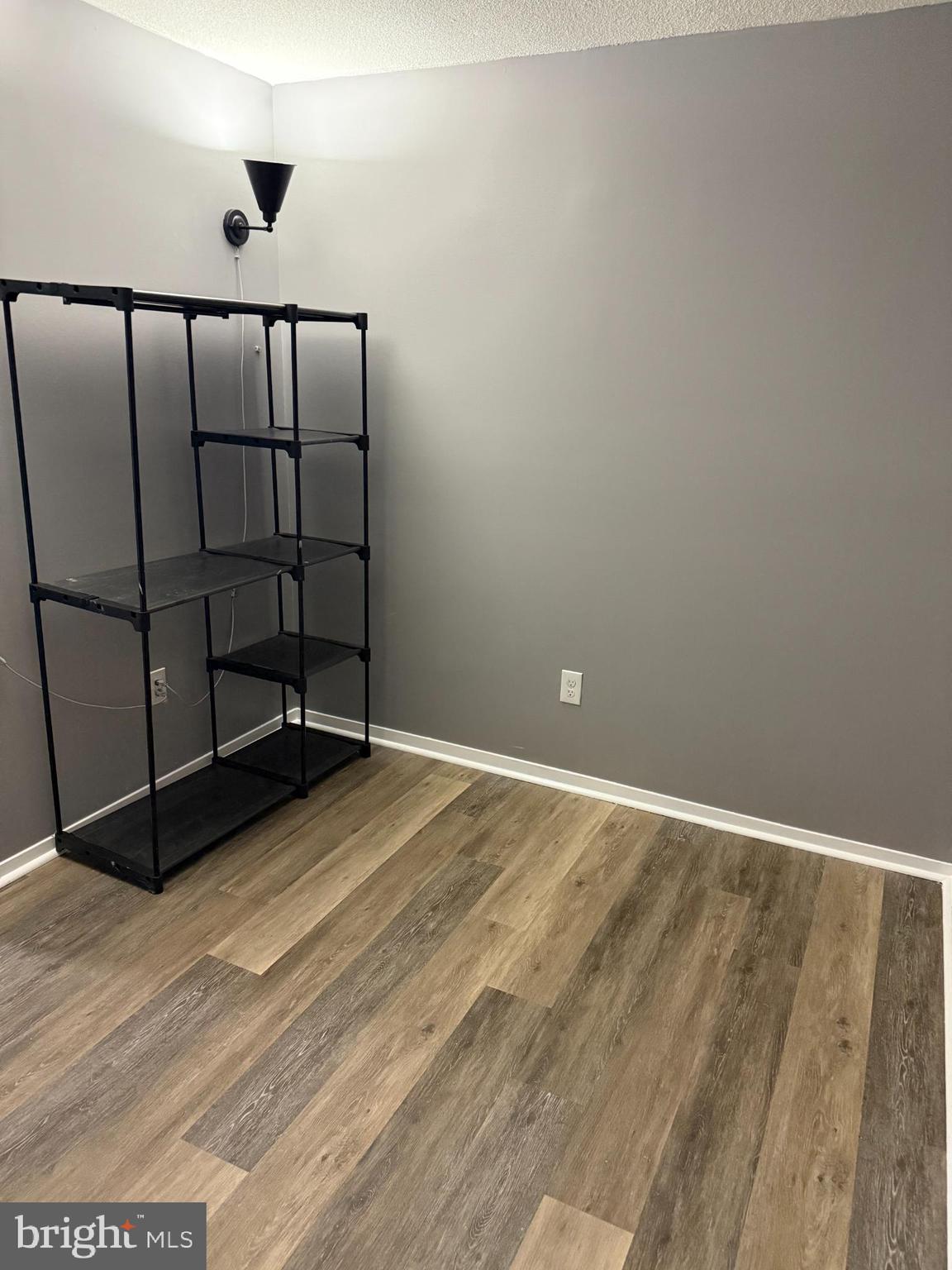 ADELPHI MILL - Residential Lease