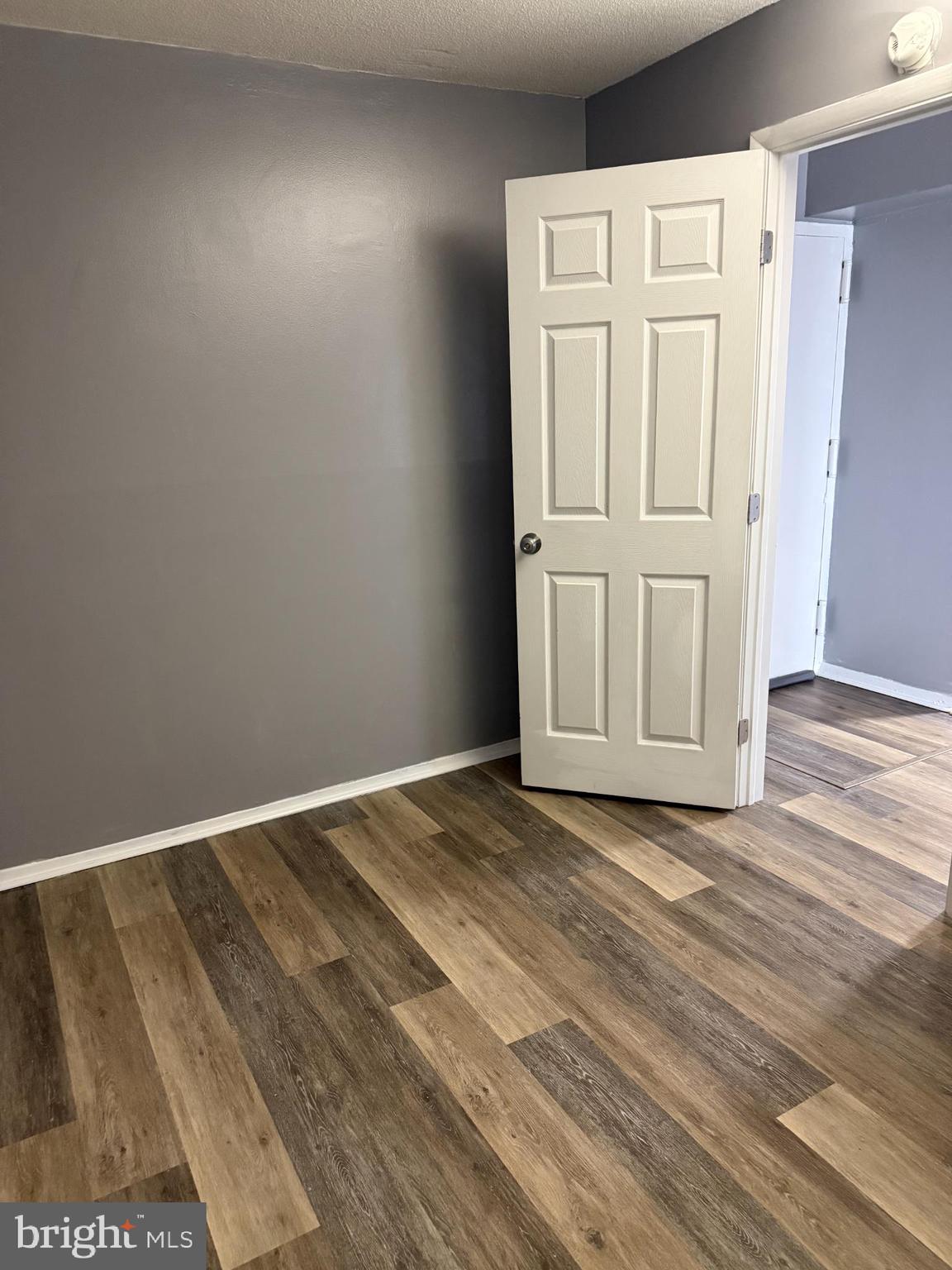 ADELPHI MILL - Residential Lease