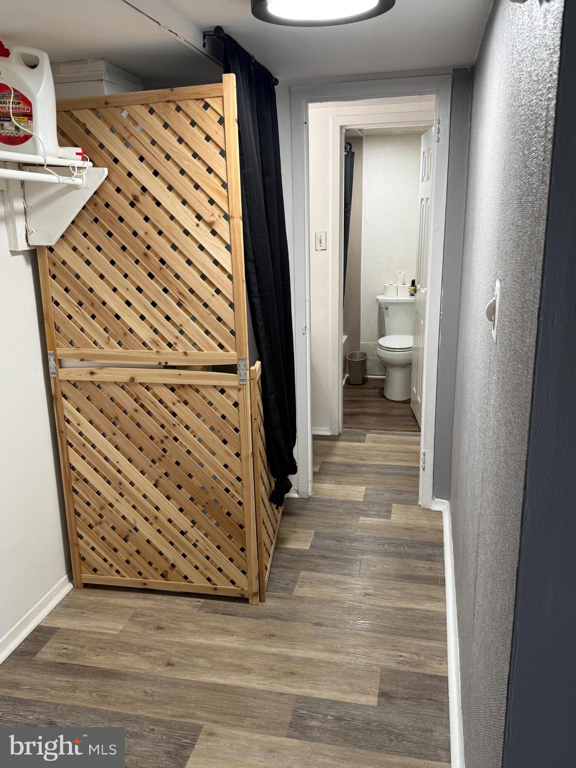 ADELPHI MILL - Residential Lease