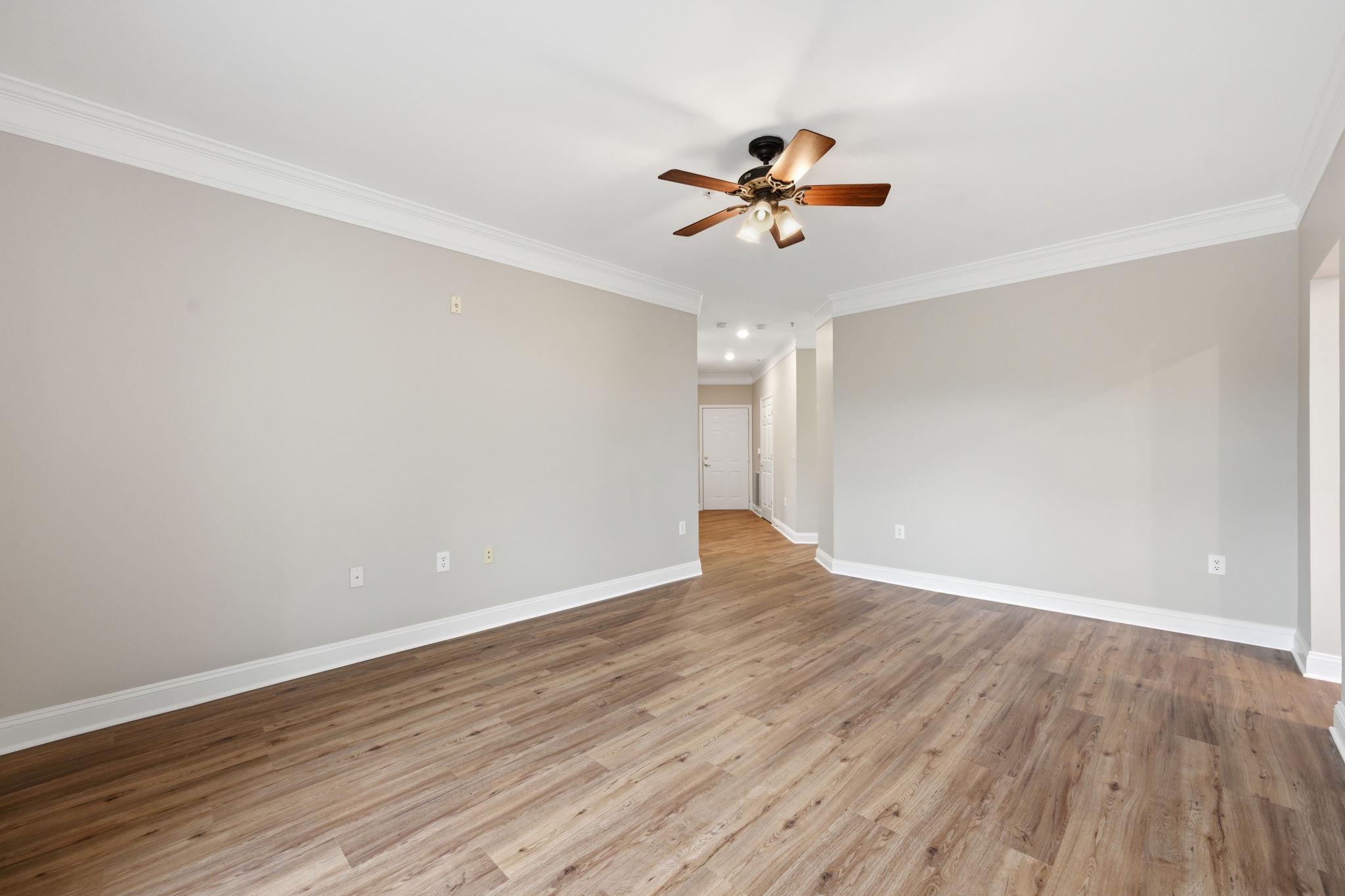 KING FARM BAILEYS COMMON - Residential
