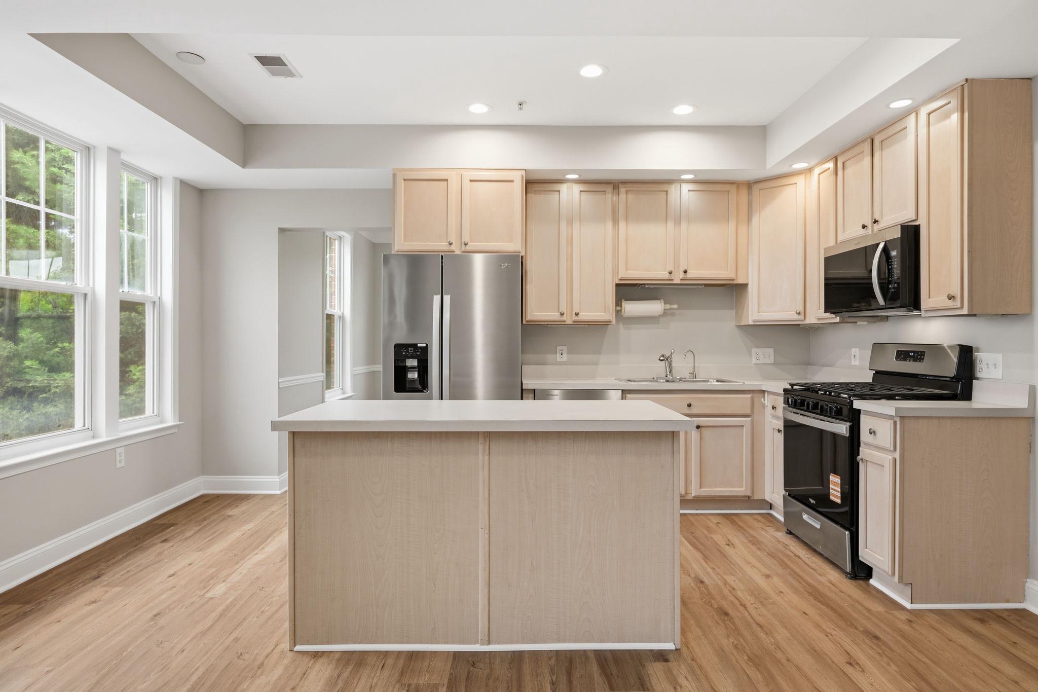KING FARM BAILEYS COMMON - Residential