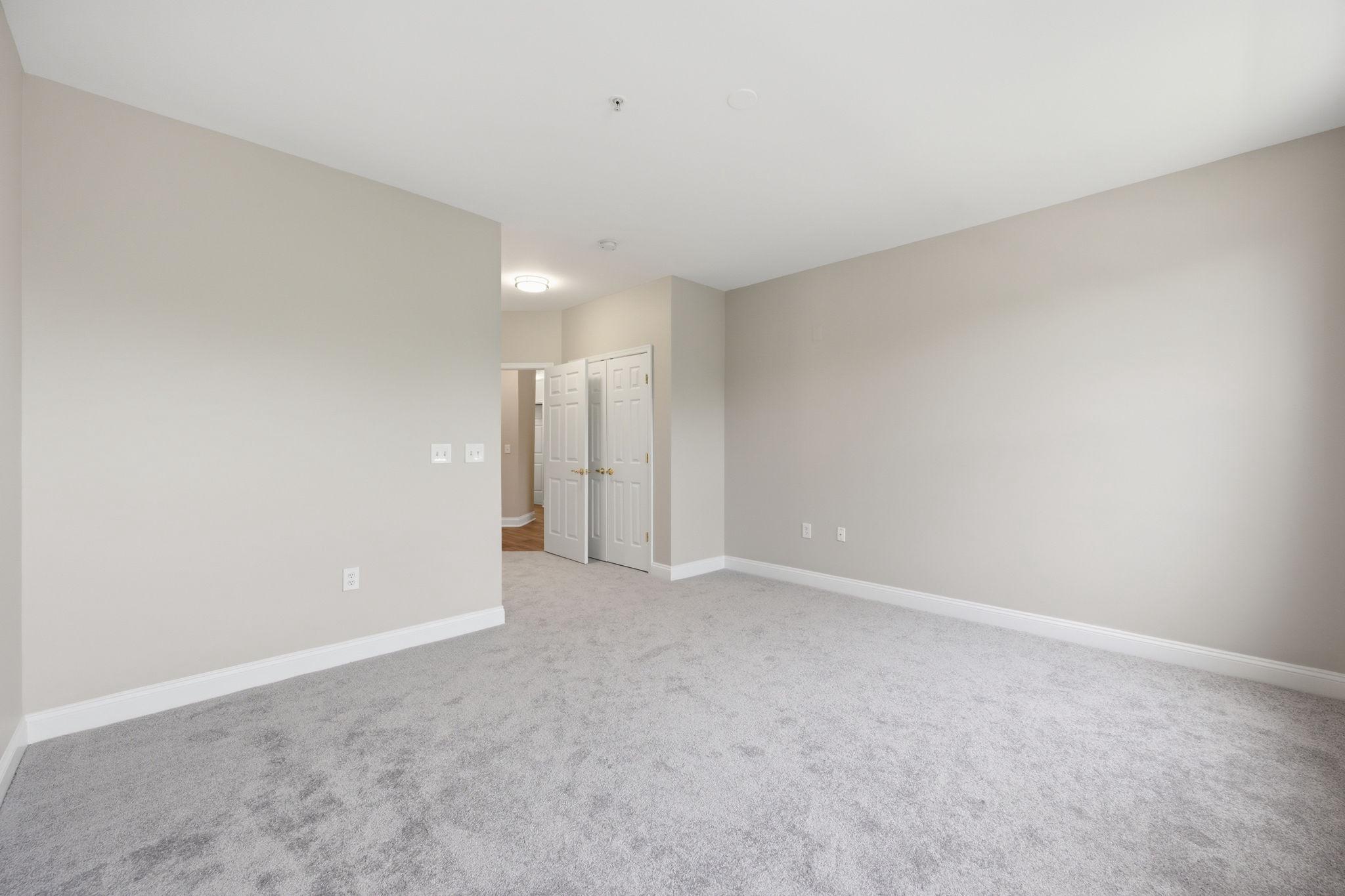 KING FARM BAILEYS COMMON - Residential