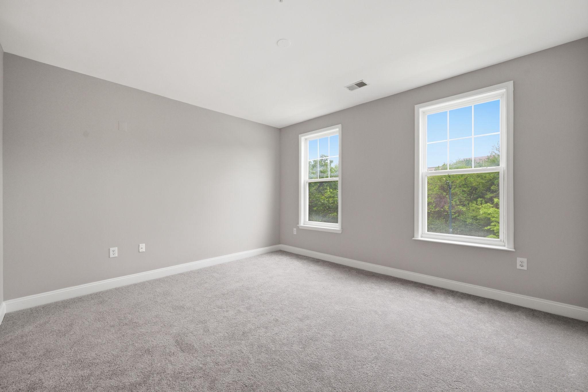 KING FARM BAILEYS COMMON - Residential