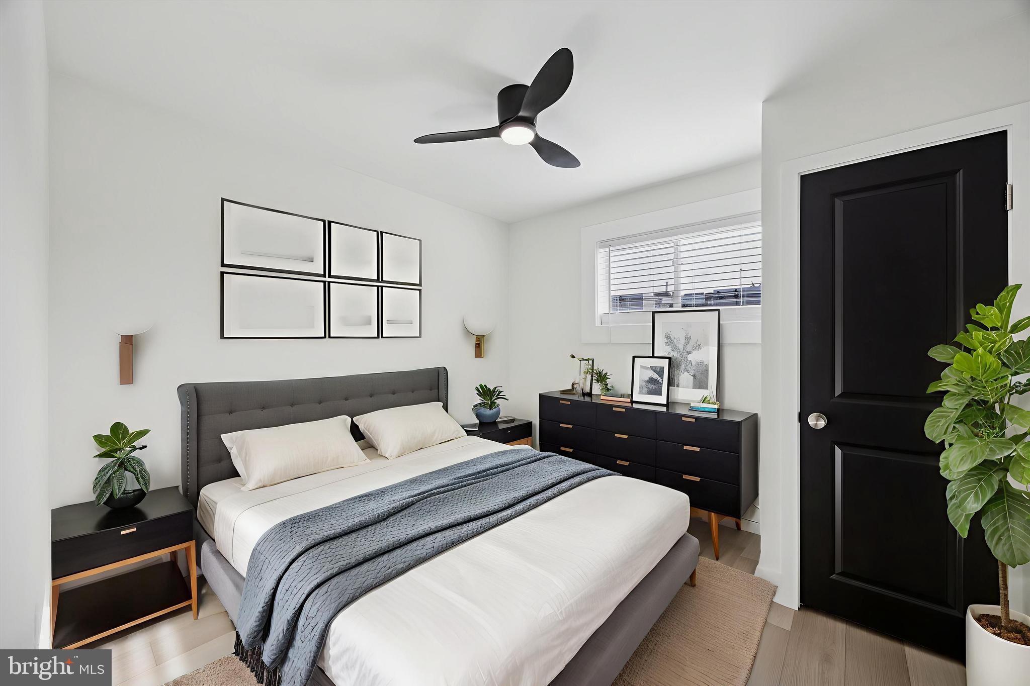 LAWNDALE - Residential