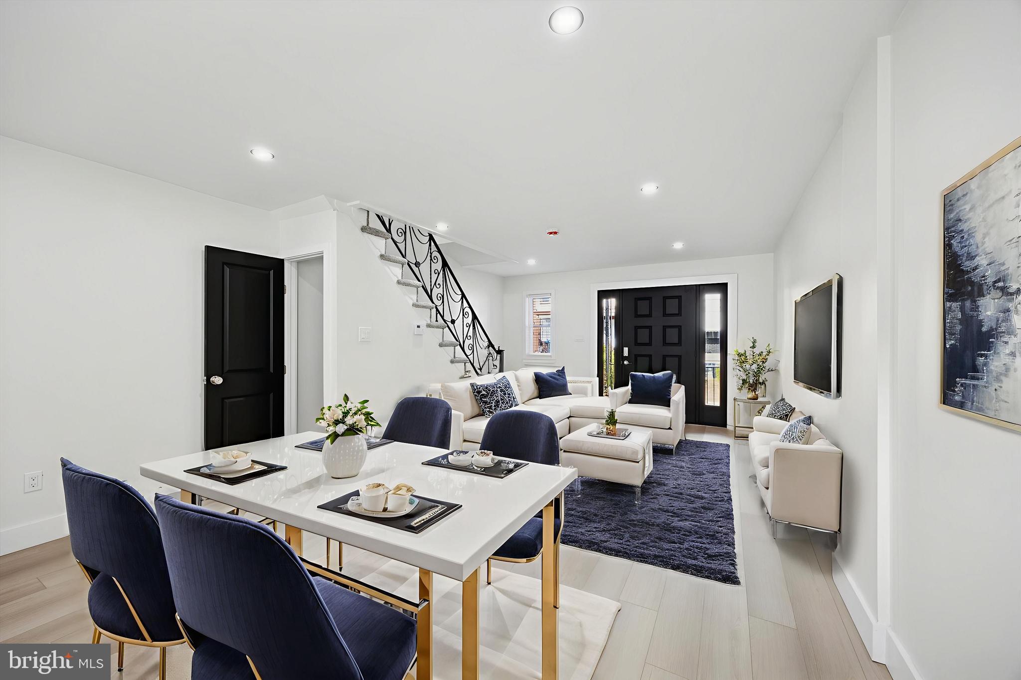 LAWNDALE - Residential