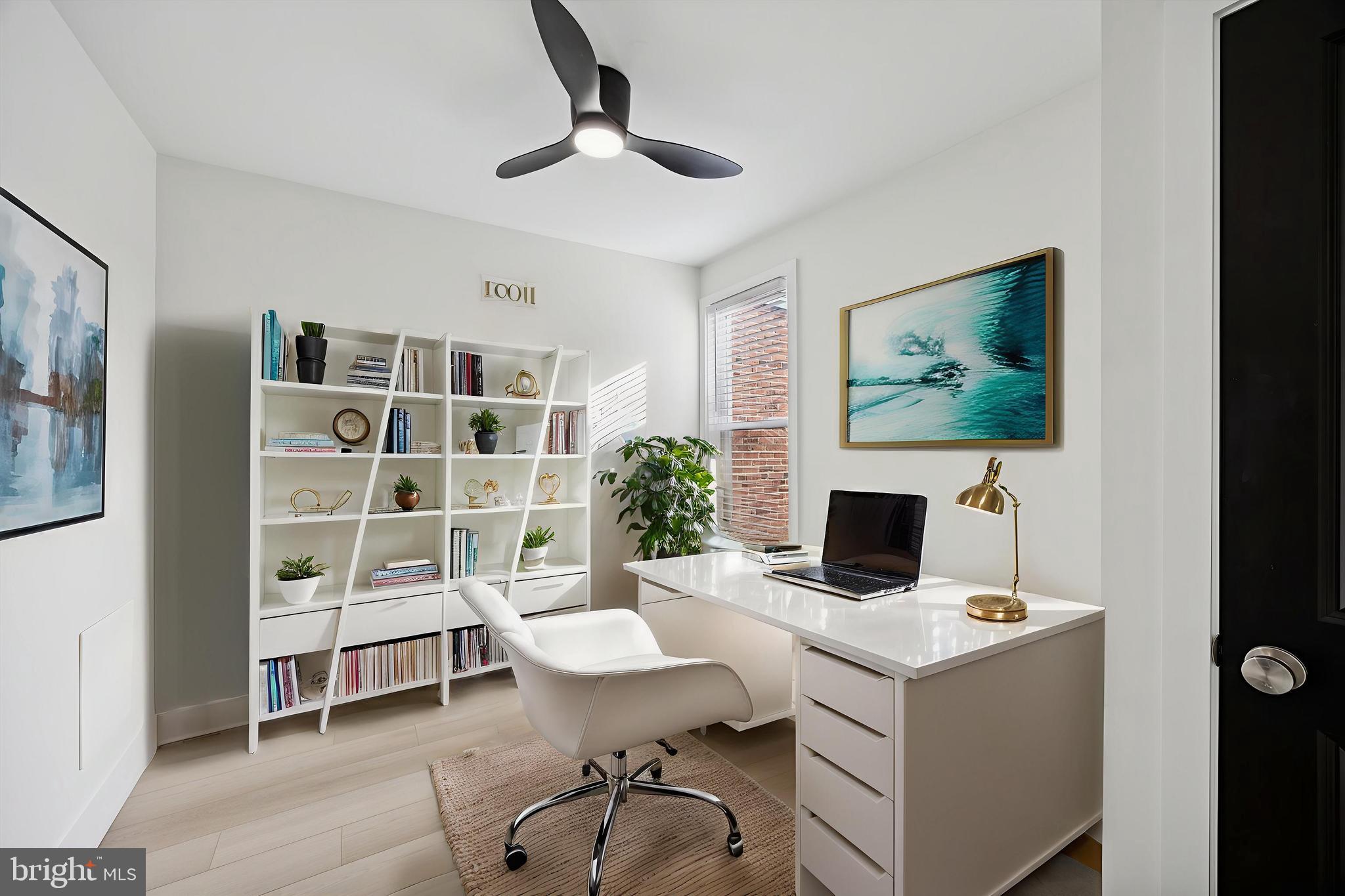 LAWNDALE - Residential