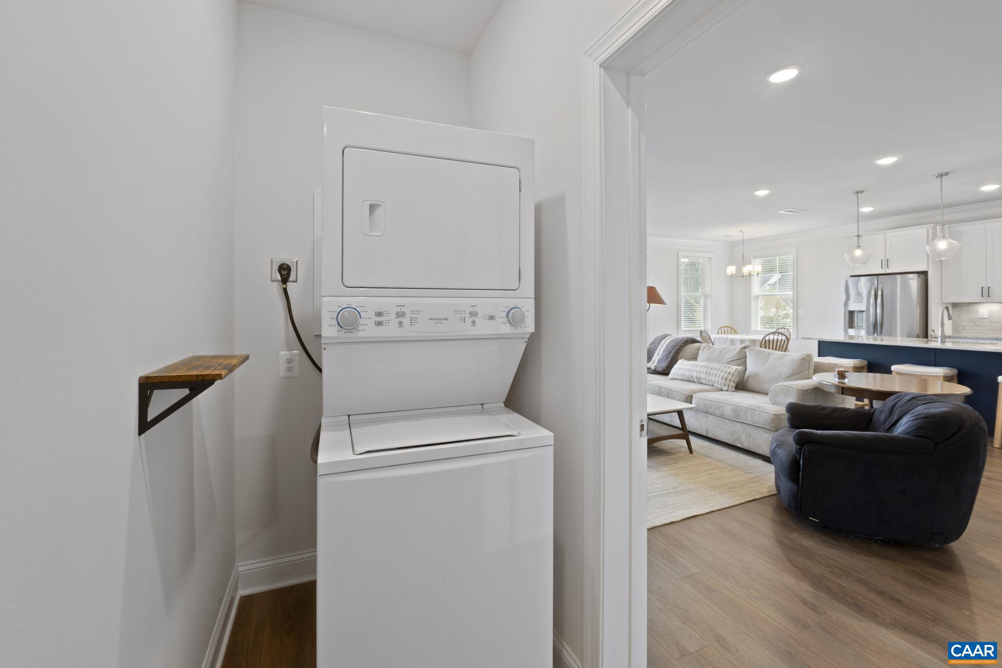 SPRING CREEK - Residential