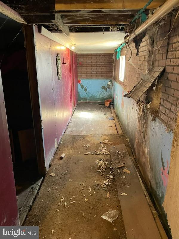 WHITE HOUSE HEIGHTS - Residential