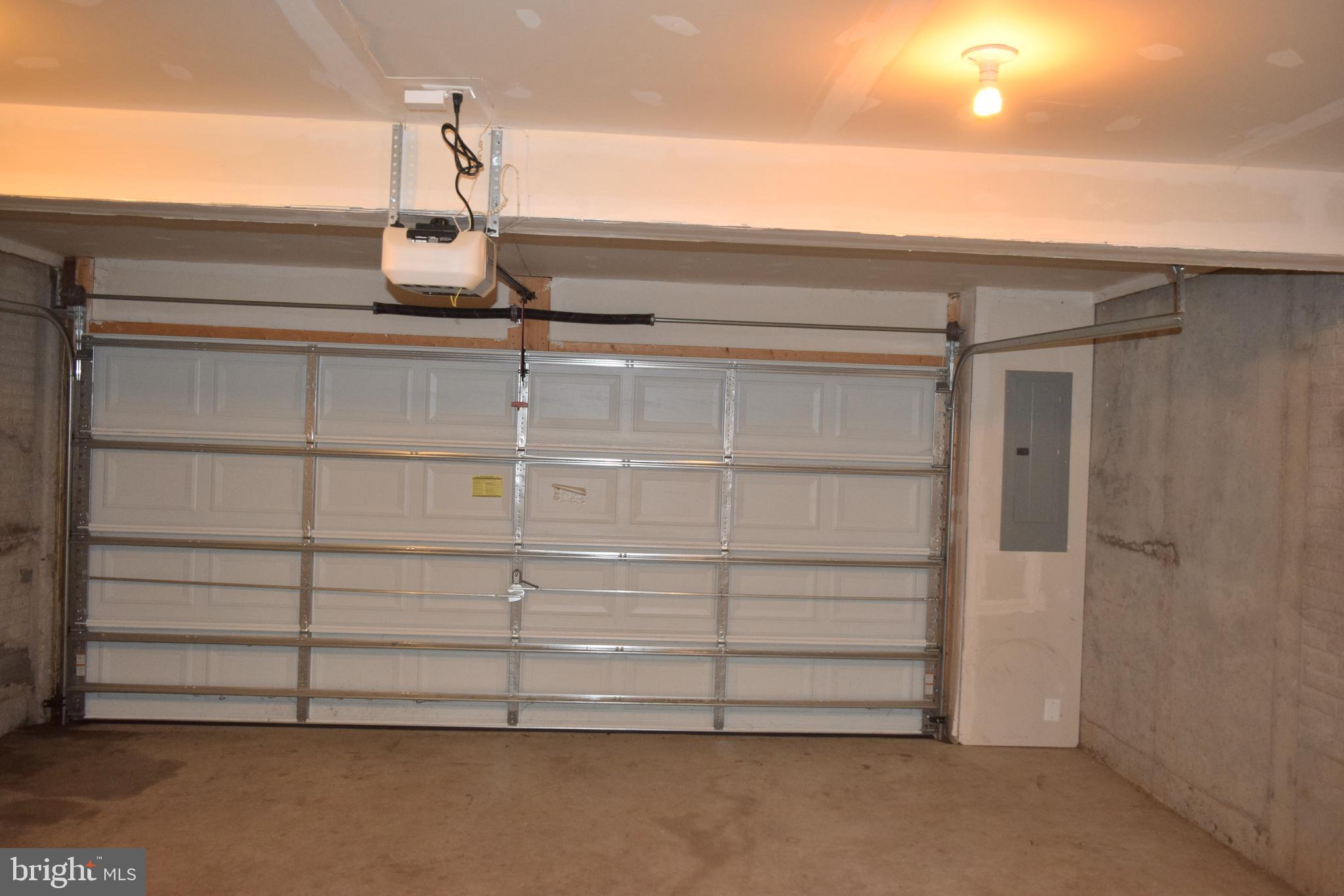 THE VILLAGE AT COURTHOUSE COMMONS - Residential Lease