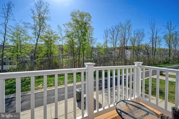 THE VILLAGE AT COURTHOUSE COMMONS - Residential Lease