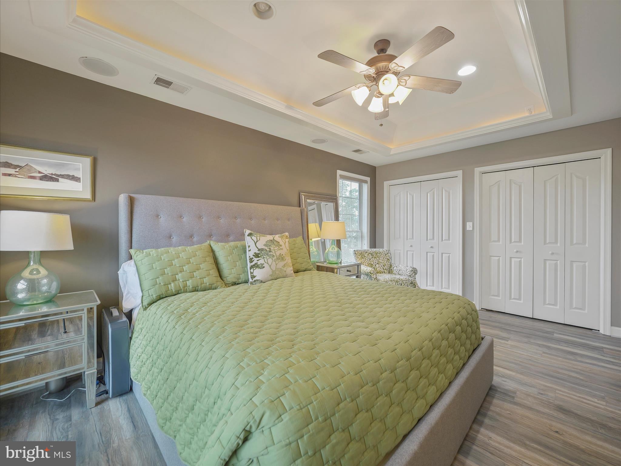 MAUGANSVILLE - Residential